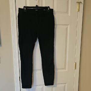 GAP Black Skinny Pants